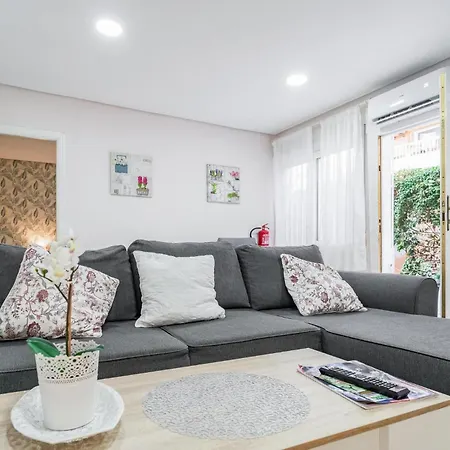 1 Bedroom Stunning Apartment In Fuengirola פואנגירולה